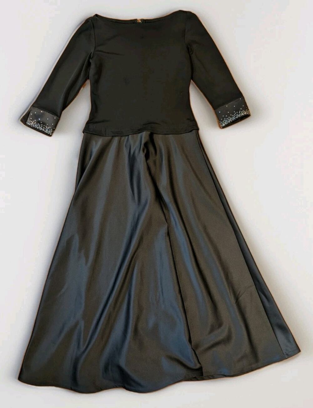 Vintage Tadashi Petite Black Evening Dress Beaded Cuffs USA Size 10P Maxi Gown